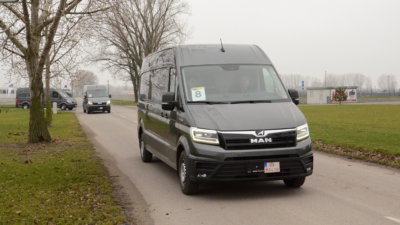 DYNAMICKÉ STRETNUTIE S MODELOM TGE