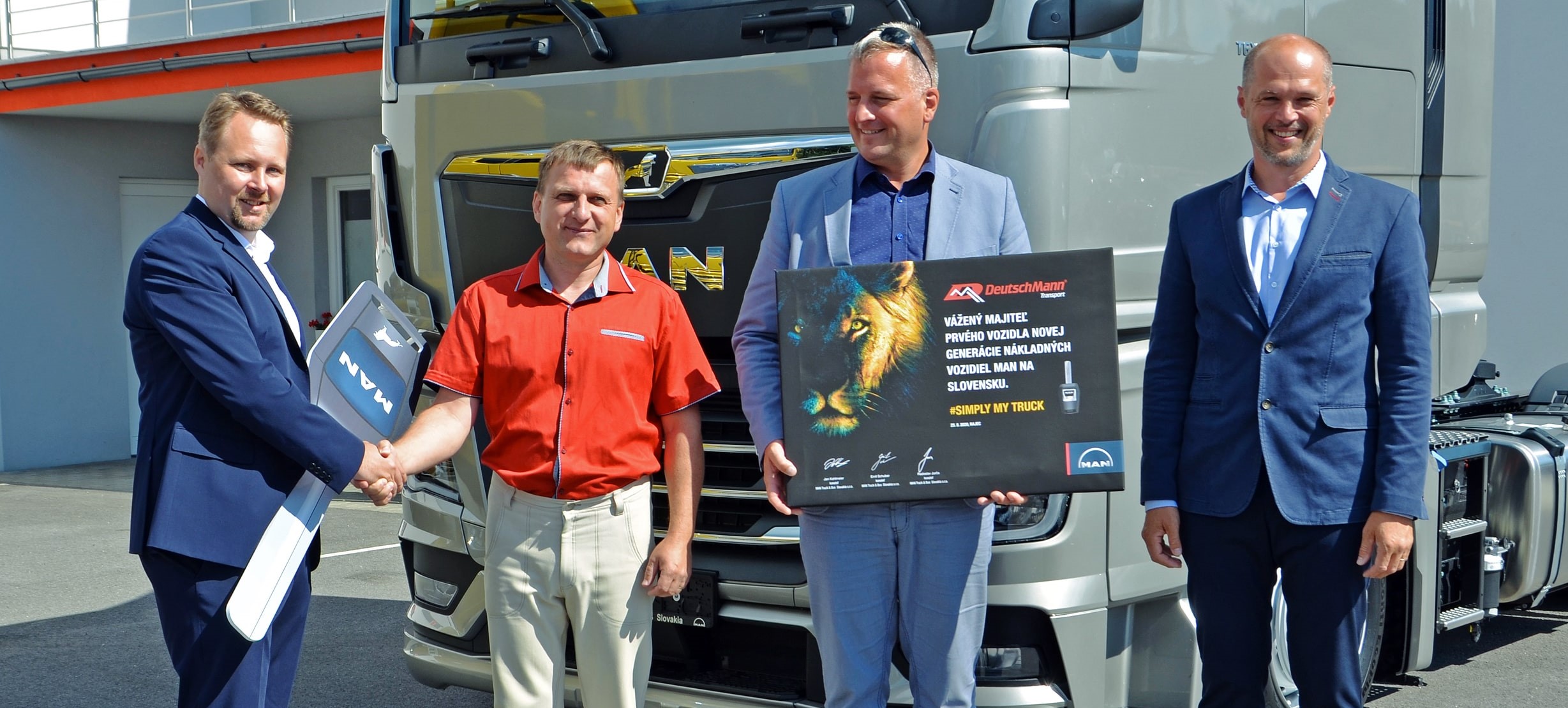 Prvý slovenský zákazník si prevzal ťahač NOVEJ Generácie